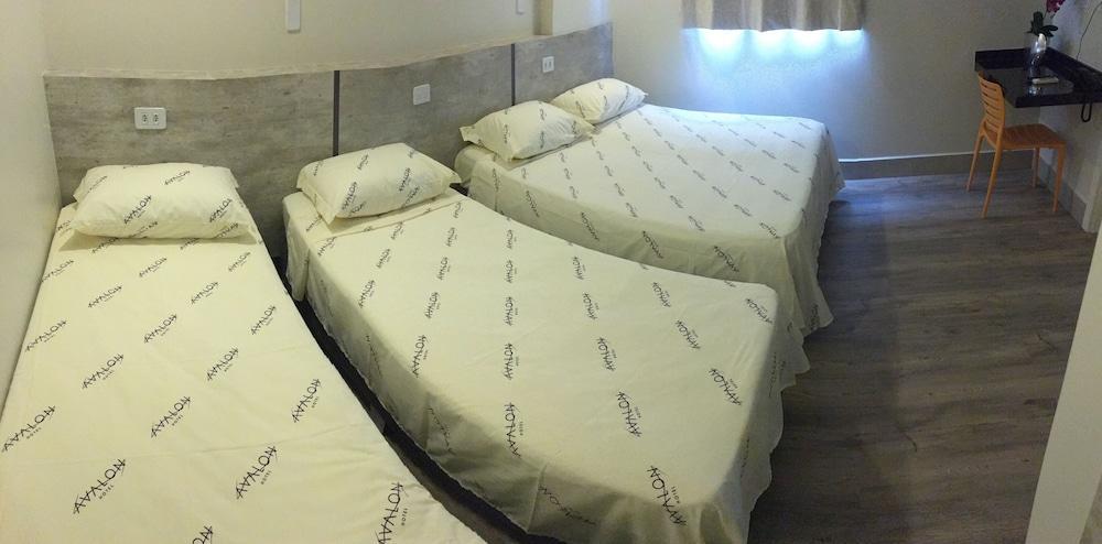 Hotel Avalon Maringa Economico מראה חיצוני תמונה