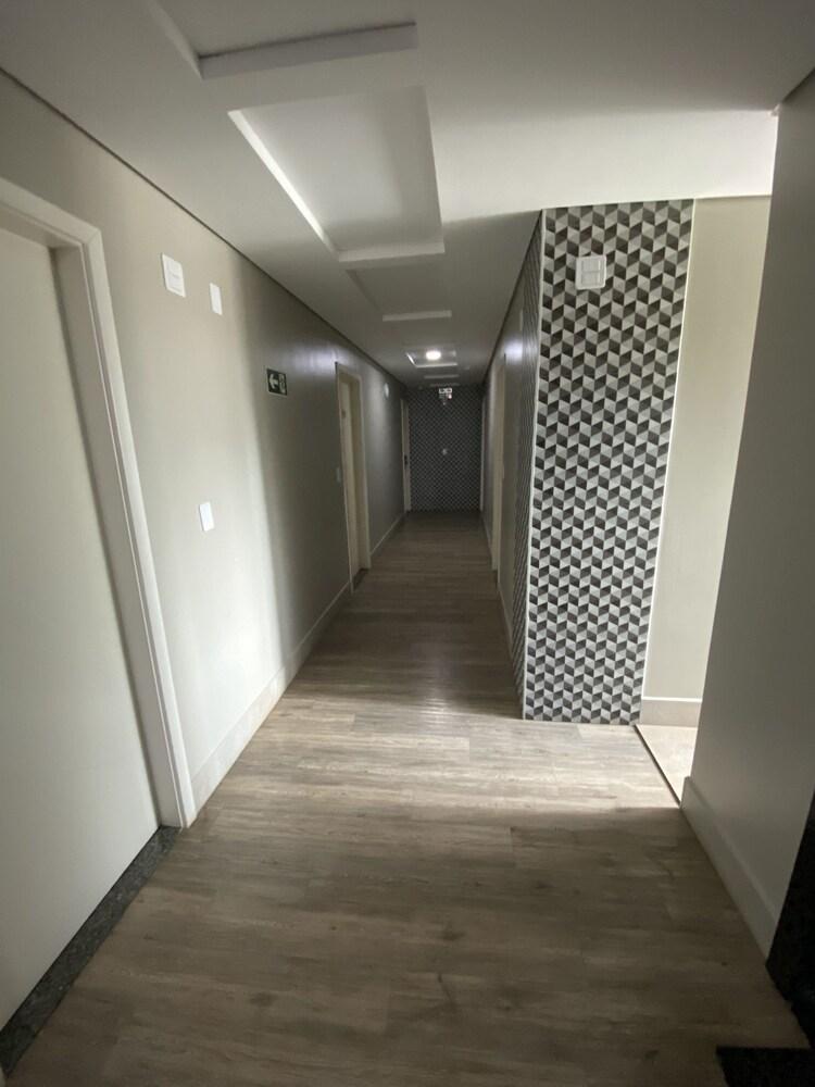Hotel Avalon Maringa Economico מראה חיצוני תמונה