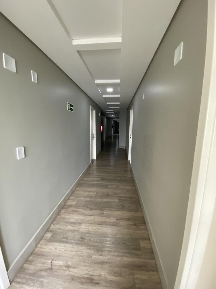 Hotel Avalon Maringa Economico מראה חיצוני תמונה