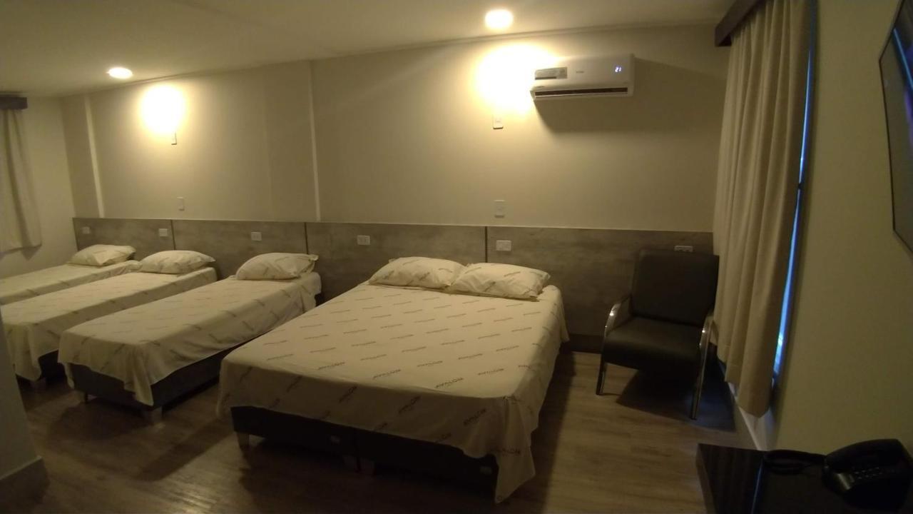 Hotel Avalon Maringa Economico מראה חיצוני תמונה